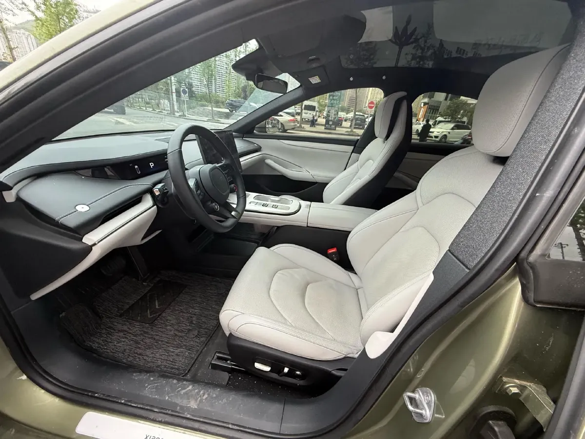 2024 MI SU7 BEV 73.6KWH,autocango,china used car exporter,china ev exporter,chinese used car exporter,chinese used ev exporter