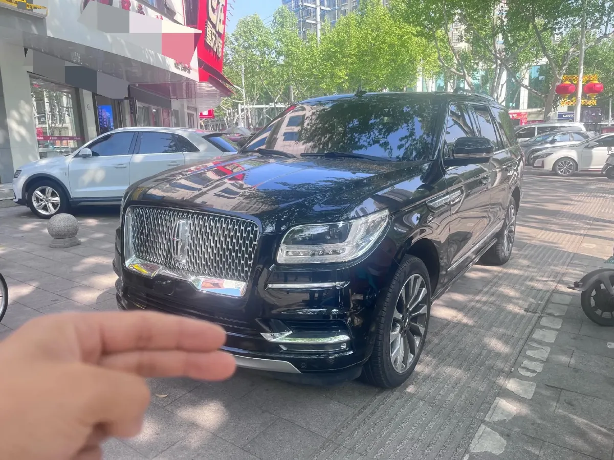 2019 Lincoln Navigator 3.5T 388HP V6 10AT,autocango,china used car exporter,china ev exporter,chinese used car exporter,chinese used ev exporter