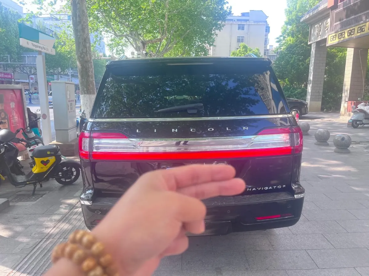 2019 Lincoln Navigator 3.5T 388HP V6 10AT,autocango,china used car exporter,china ev exporter,chinese used car exporter,chinese used ev exporter