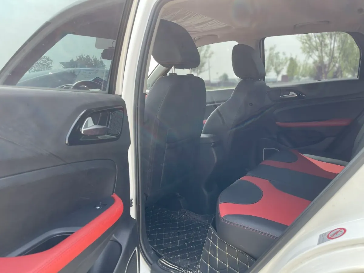 2017 Brilliance Auto V3 1.5L 112HP L4 5MT,autocango,china used car exporter,china ev exporter,chinese used car exporter,chinese used ev exporter