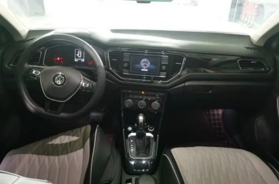 2019 Volkswagen T-Roc 1.4T 150HP L4 7DCT,autocango,china used car exporter,china ev exporter,chinese used car exporter,chinese used ev exporter