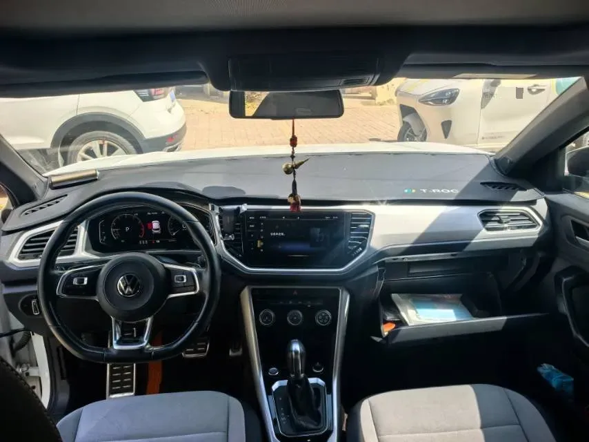 2021 Volkswagen T-Roc 1.4T 150HP L4 7DCT,autocango,china used car exporter,china ev exporter,chinese used car exporter,chinese used ev exporter
