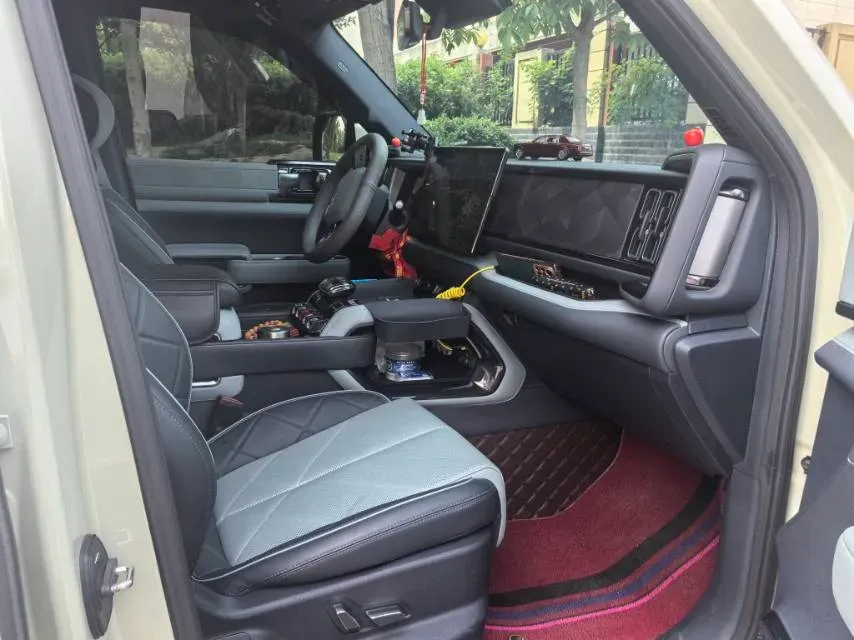 2023 FangChengBao Bao 5 1.5T 194HP L4 E-CVT PHEV 31.8KWH,autocango,china used car exporter,china ev exporter,chinese used car exporter,chinese used ev exporter