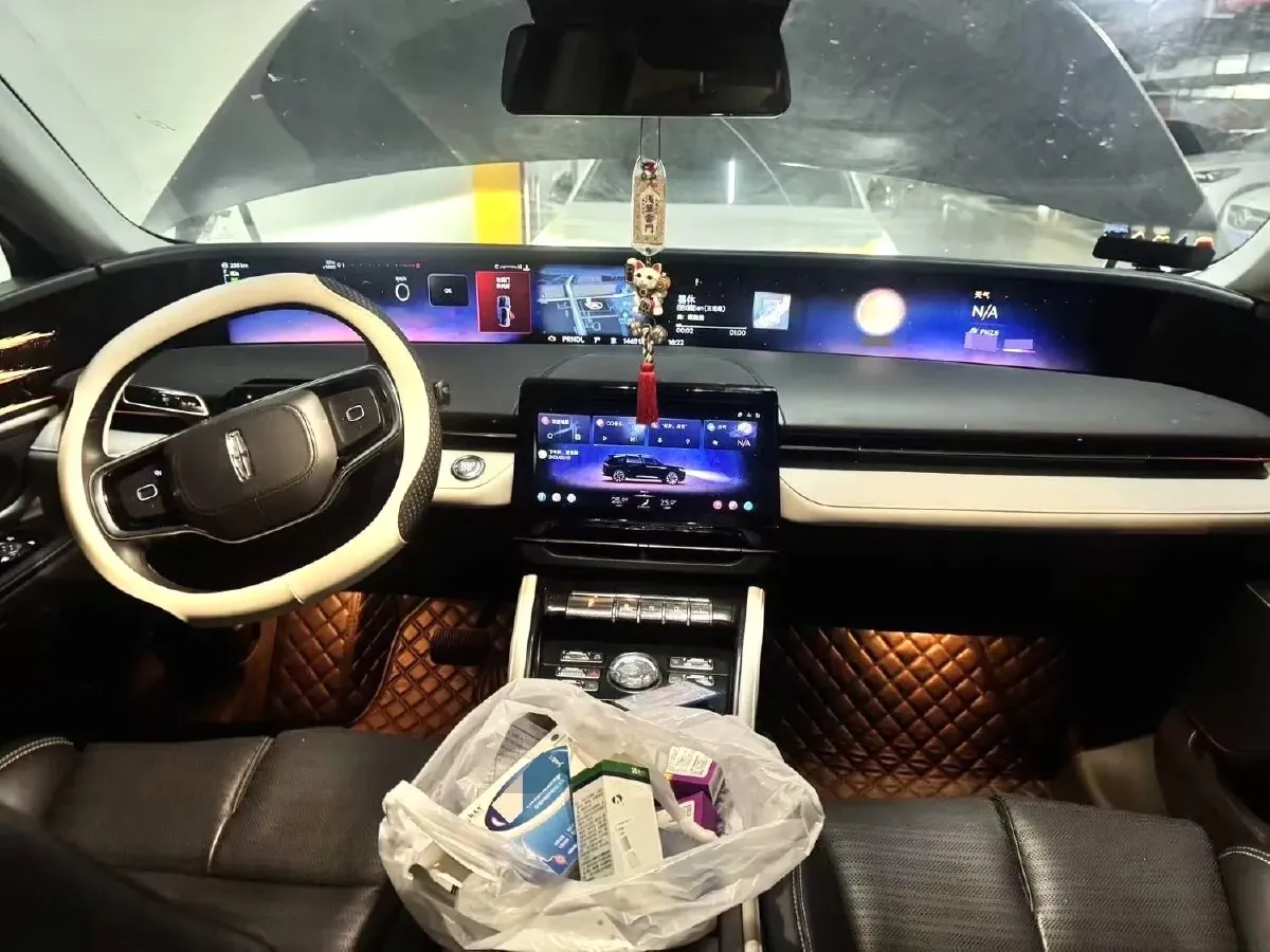 2023 Lincoln Nautilus 2.0T 261HP L4 8AT,autocango,china used car exporter,china ev exporter,chinese used car exporter,chinese used ev exporter