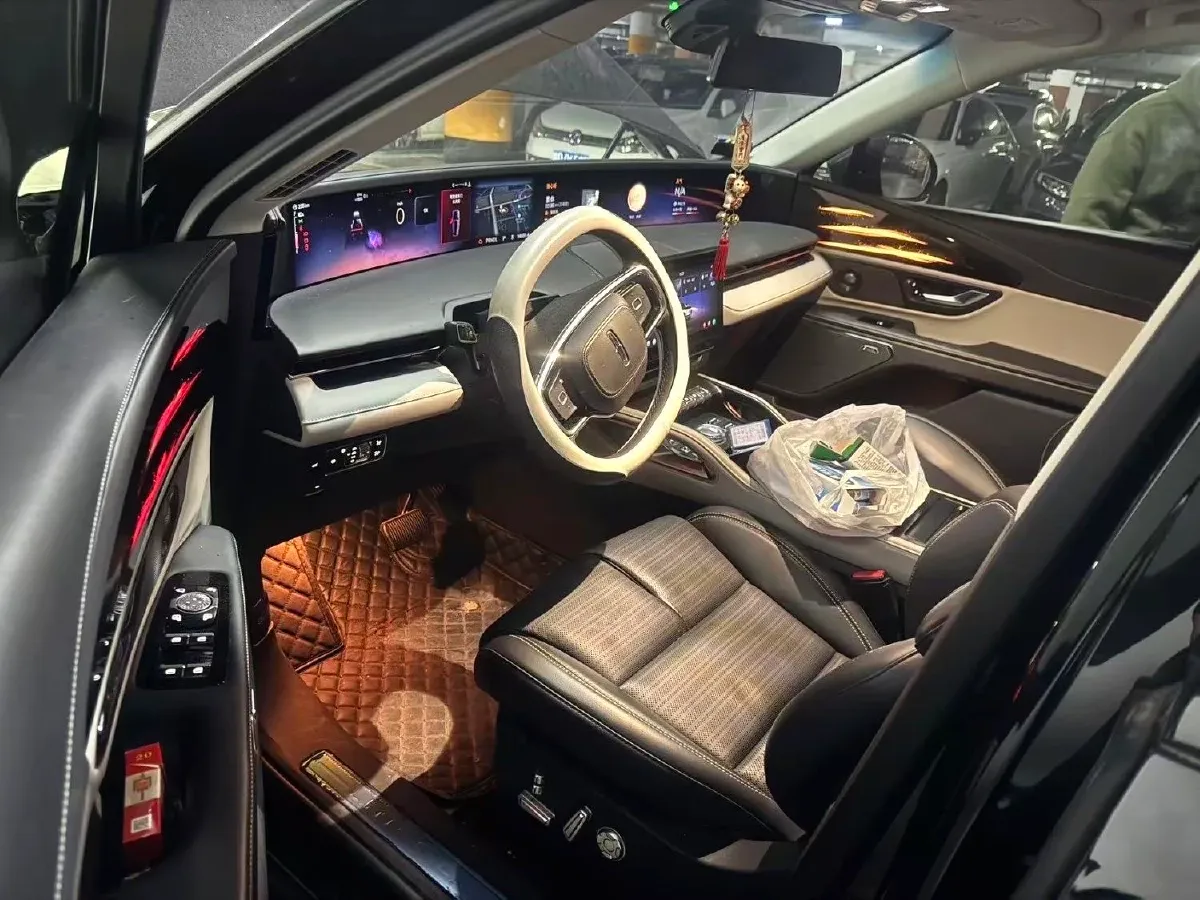 2023 Lincoln Nautilus 2.0T 261HP L4 8AT,autocango,china used car exporter,china ev exporter,chinese used car exporter,chinese used ev exporter