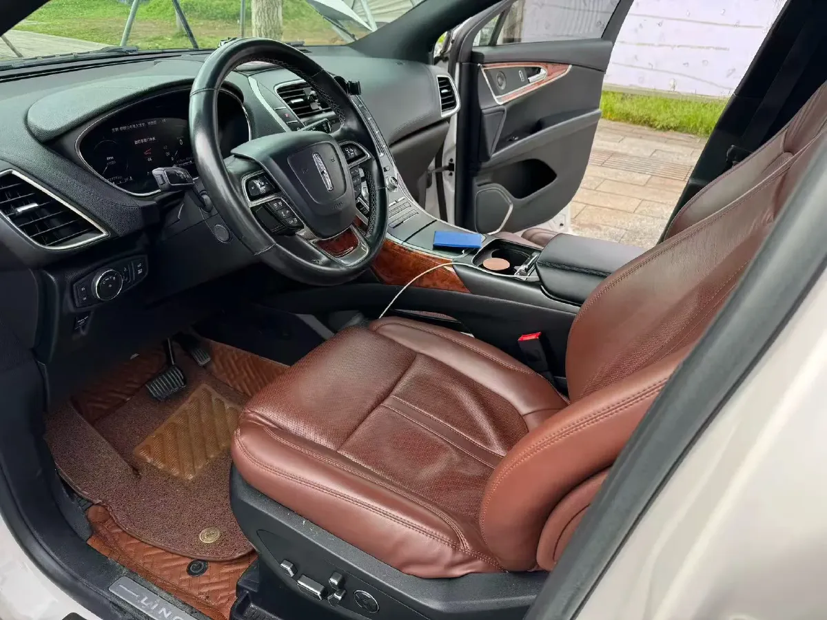 2019 Lincoln Nautilus 2.7T 329HP V6 8AT,autocango,china used car exporter,china ev exporter,chinese used car exporter,chinese used ev exporter