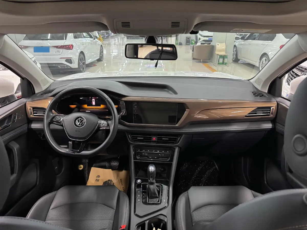 2022 Volkswagen Tharu 1.4T 150HP L4 7DCT,autocango,china used car exporter,china ev exporter,chinese used car exporter,chinese used ev exporter