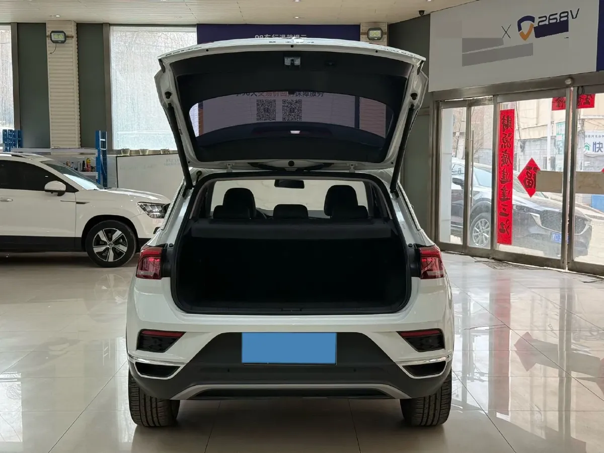 2022 Volkswagen T-Roc 1.4T 150HP L4 7DCT,autocango,china used car exporter,china ev exporter,chinese used car exporter,chinese used ev exporter