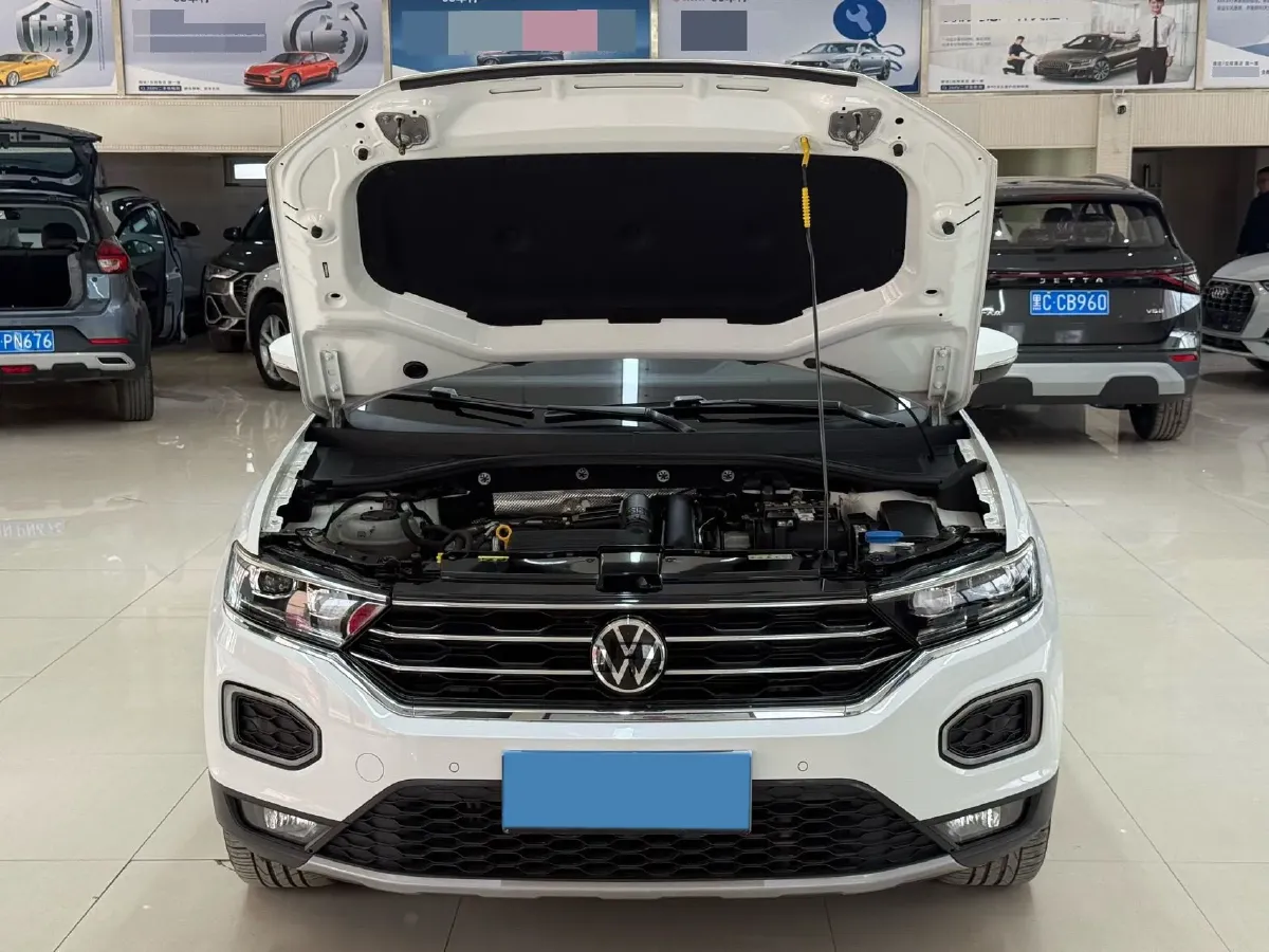 2022 Volkswagen T-Roc 1.4T 150HP L4 7DCT,autocango,china used car exporter,china ev exporter,chinese used car exporter,chinese used ev exporter