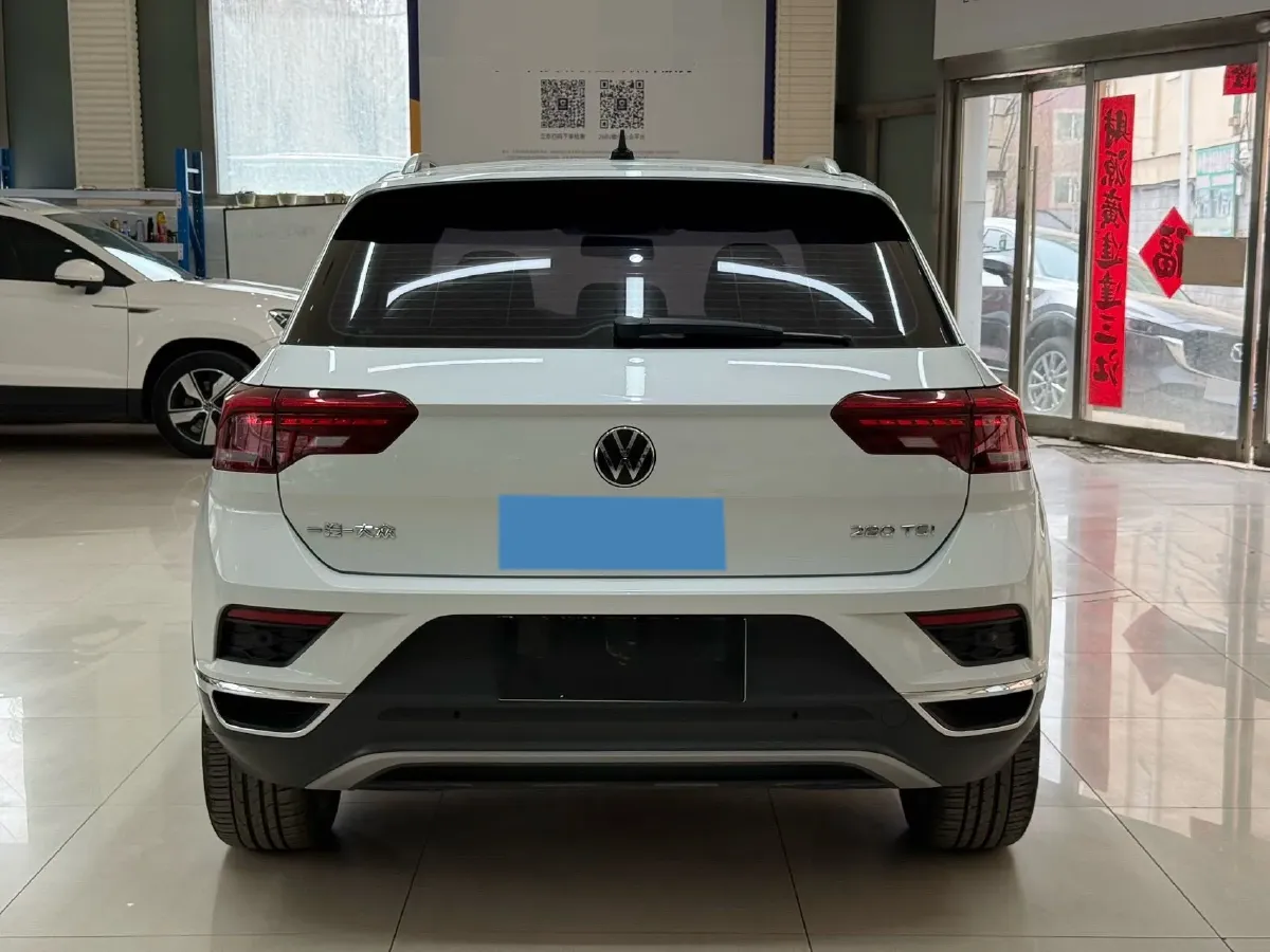 2022 Volkswagen T-Roc 1.4T 150HP L4 7DCT,autocango,china used car exporter,china ev exporter,chinese used car exporter,chinese used ev exporter