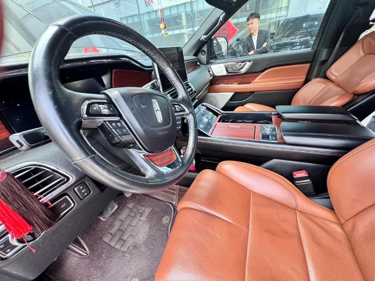 2020 Lincoln Navigator 3.5T 388HP V6 10AT,autocango,china used car exporter,china ev exporter,chinese used car exporter,chinese used ev exporter