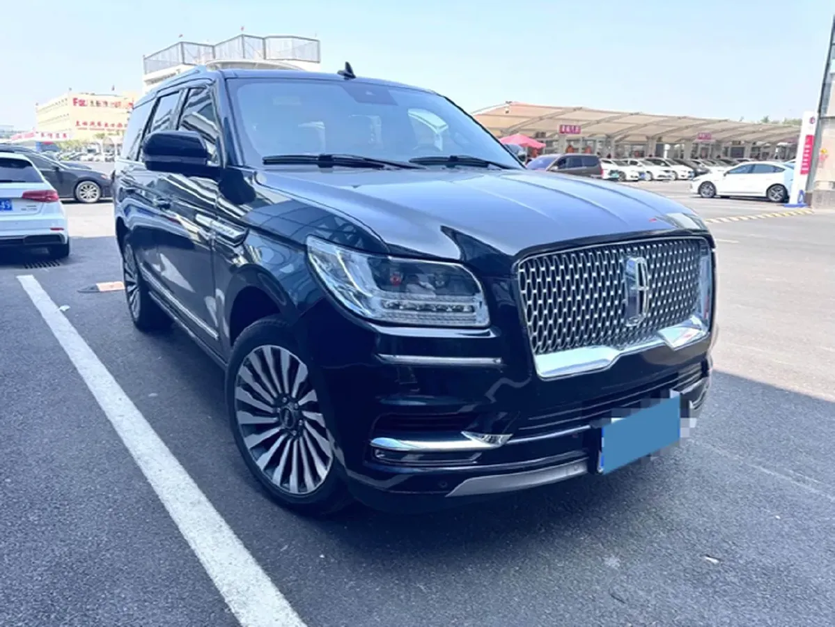 2020 Lincoln Navigator 3.5T 388HP V6 10AT,autocango,china used car exporter,china ev exporter,chinese used car exporter,chinese used ev exporter