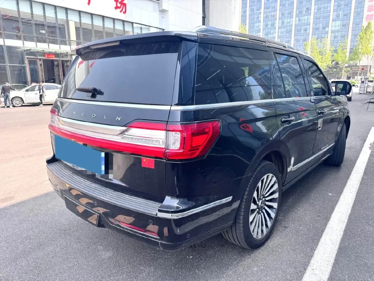 2020 Lincoln Navigator 3.5T 388HP V6 10AT,autocango,china used car exporter,china ev exporter,chinese used car exporter,chinese used ev exporter
