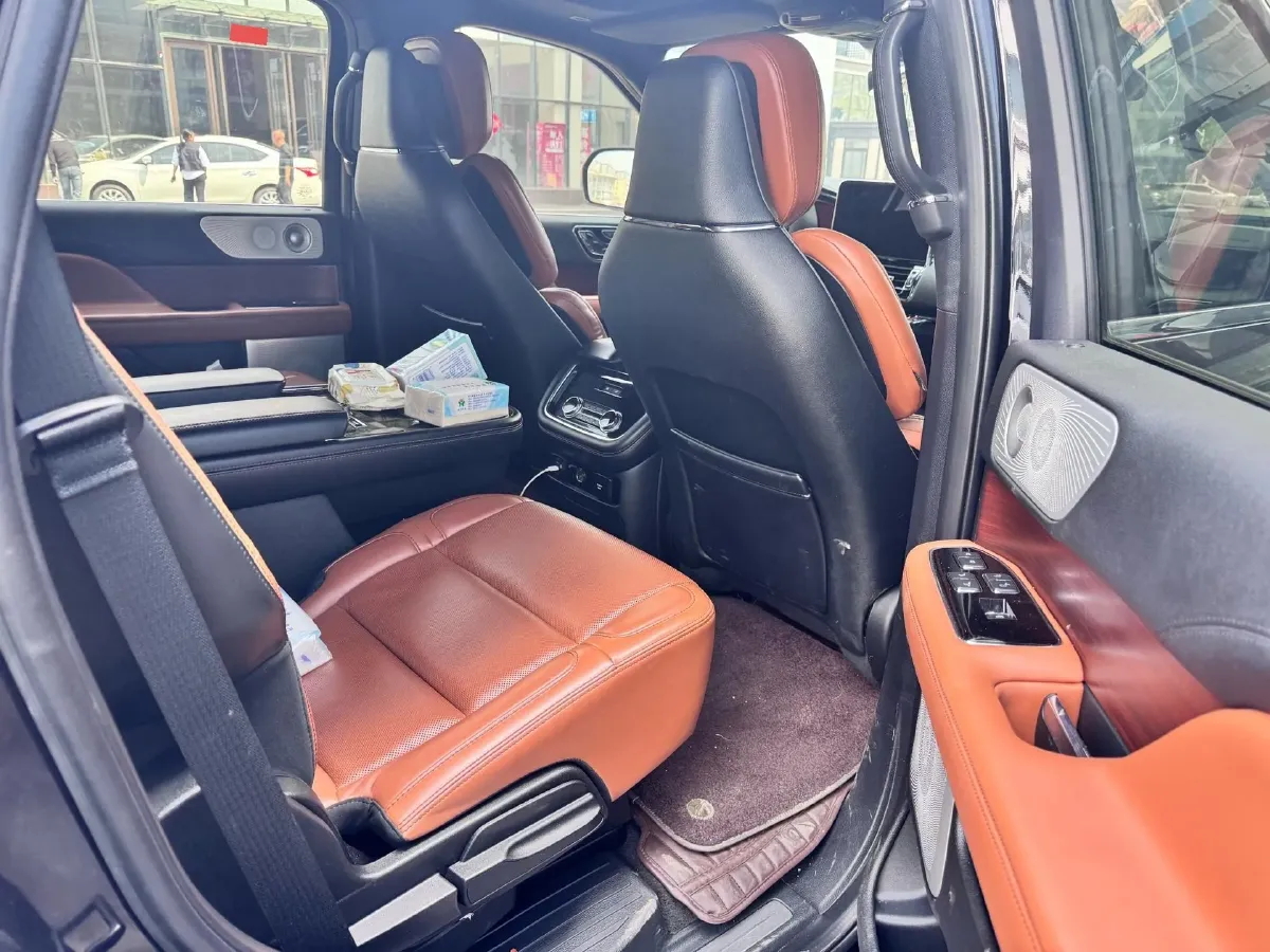 2020 Lincoln Navigator 3.5T 388HP V6 10AT,autocango,china used car exporter,china ev exporter,chinese used car exporter,chinese used ev exporter