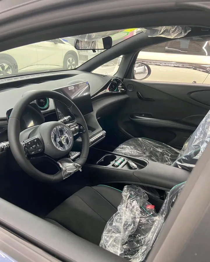 2025 BYD Dolphin BEV 45.12KWH,autocango,china used car exporter,china ev exporter,chinese used car exporter,chinese used ev exporter