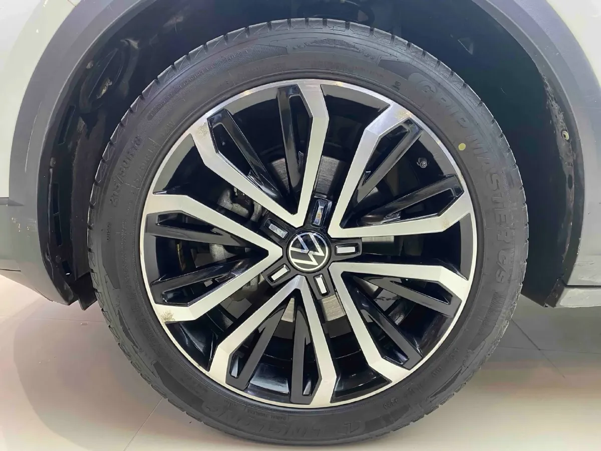 2021 Volkswagen T-Roc 1.4T 150HP L4 7DCT,autocango,china used car exporter,china ev exporter,chinese used car exporter,chinese used ev exporter