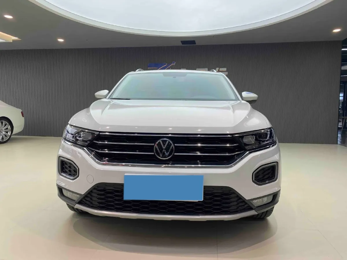 2021 Volkswagen T-Roc 1.4T 150HP L4 7DCT,autocango,china used car exporter,china ev exporter,chinese used car exporter,chinese used ev exporter