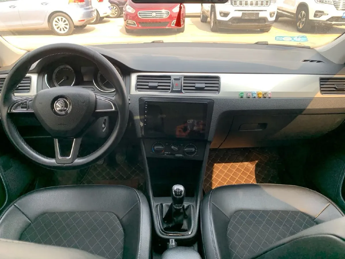 2018 Skoda Rapid Spaceback 1.6L 110HP L4 6AT,autocango,china used car exporter,china ev exporter,chinese used car exporter,chinese used ev exporter