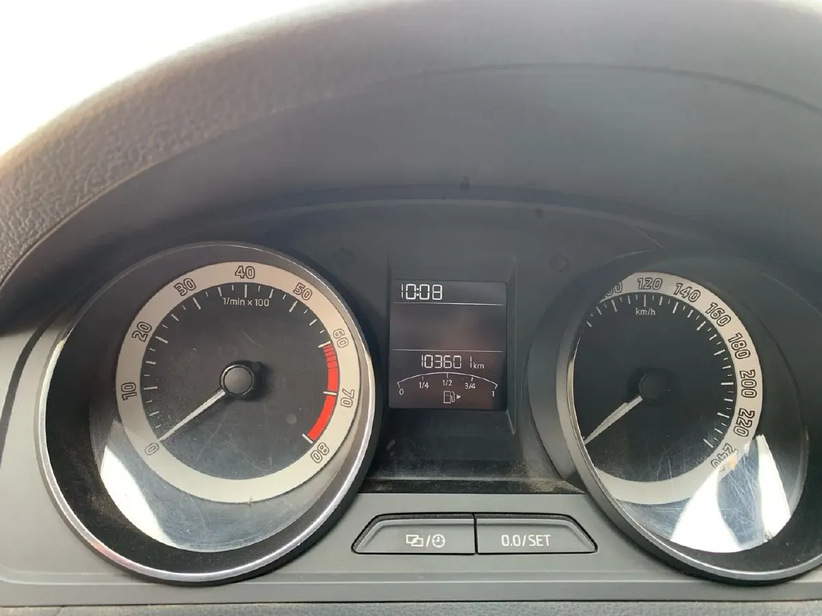 2018 Skoda Rapid Spaceback 1.6L 110HP L4 6AT,autocango,china used car exporter,china ev exporter,chinese used car exporter,chinese used ev exporter