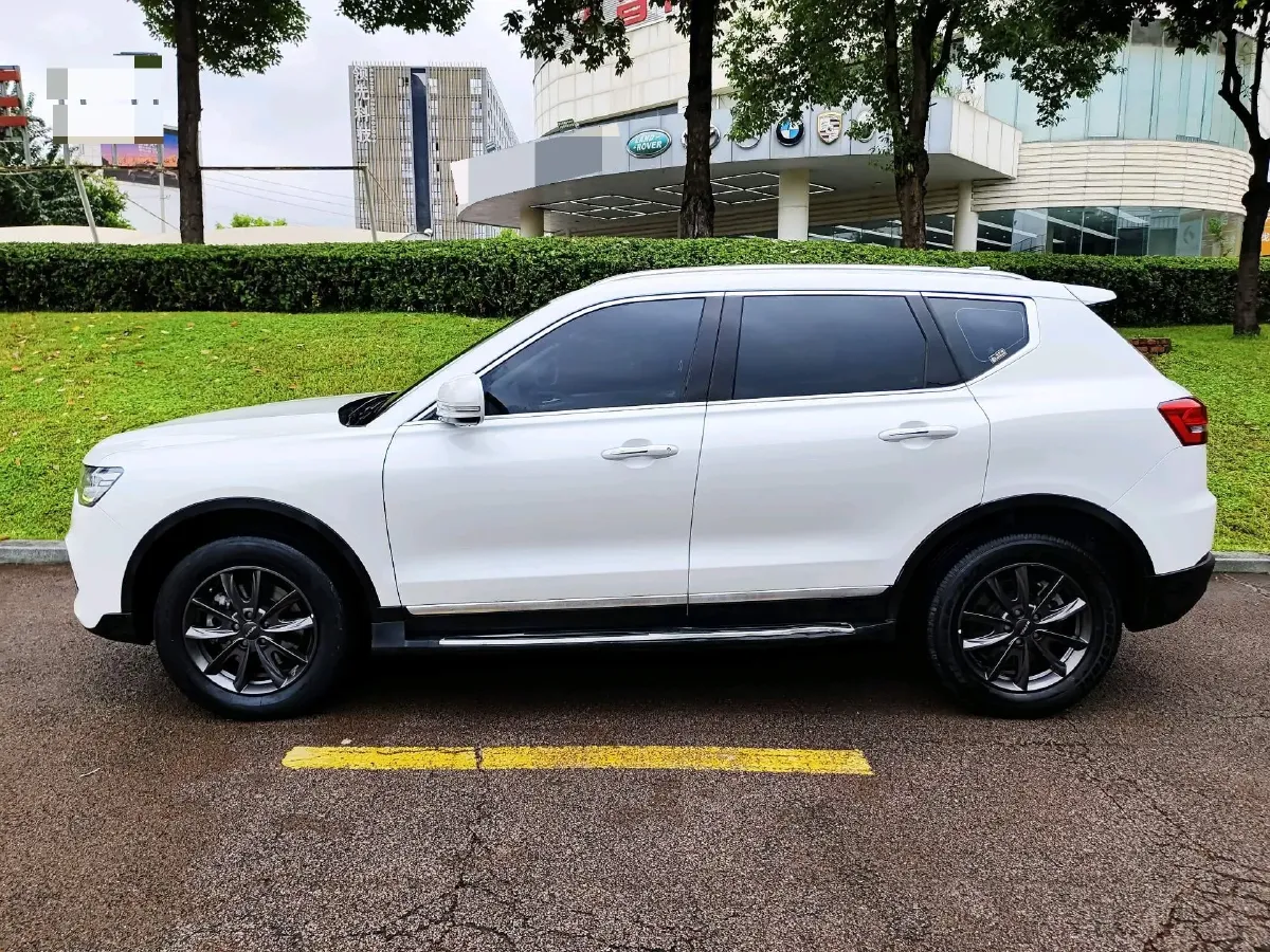 2021 HongQi H7 1.8T 188HP L4 6AT,autocango,china used car exporter,china ev exporter,chinese used car exporter,chinese used ev exporter