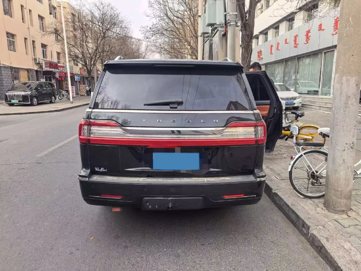 2020 Lincoln Navigator 3.5T 388HP V6 10AT,autocango,china used car exporter,china ev exporter,chinese used car exporter,chinese used ev exporter