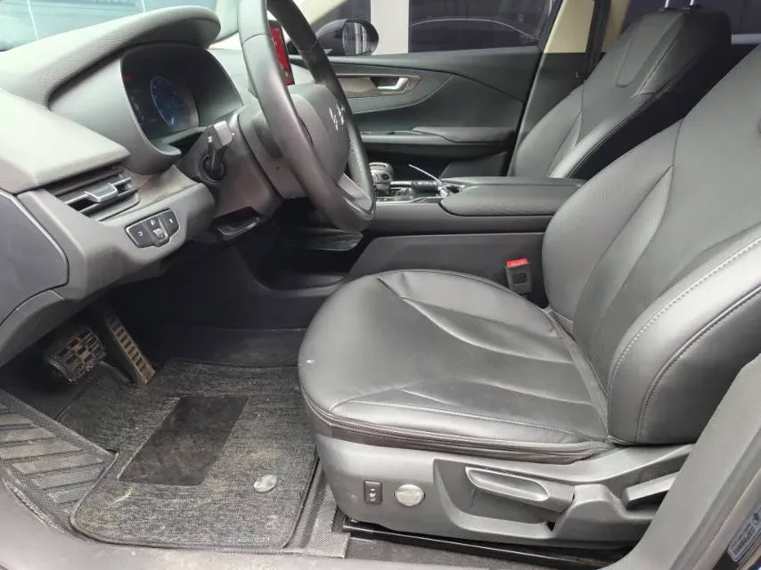 2024 HongQi E-QM5 BEV 60KWH,autocango,china used car exporter,china ev exporter,chinese used car exporter,chinese used ev exporter