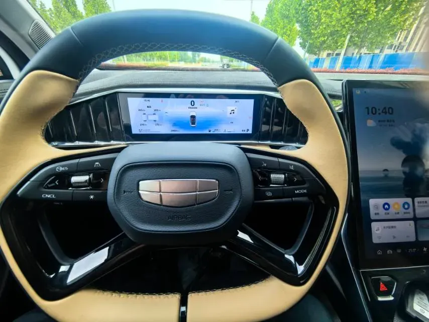 2023 Geely StarRay 1.5T 181HP L4 7DCT,autocango,china used car exporter,china ev exporter,chinese used car exporter,chinese used ev exporter