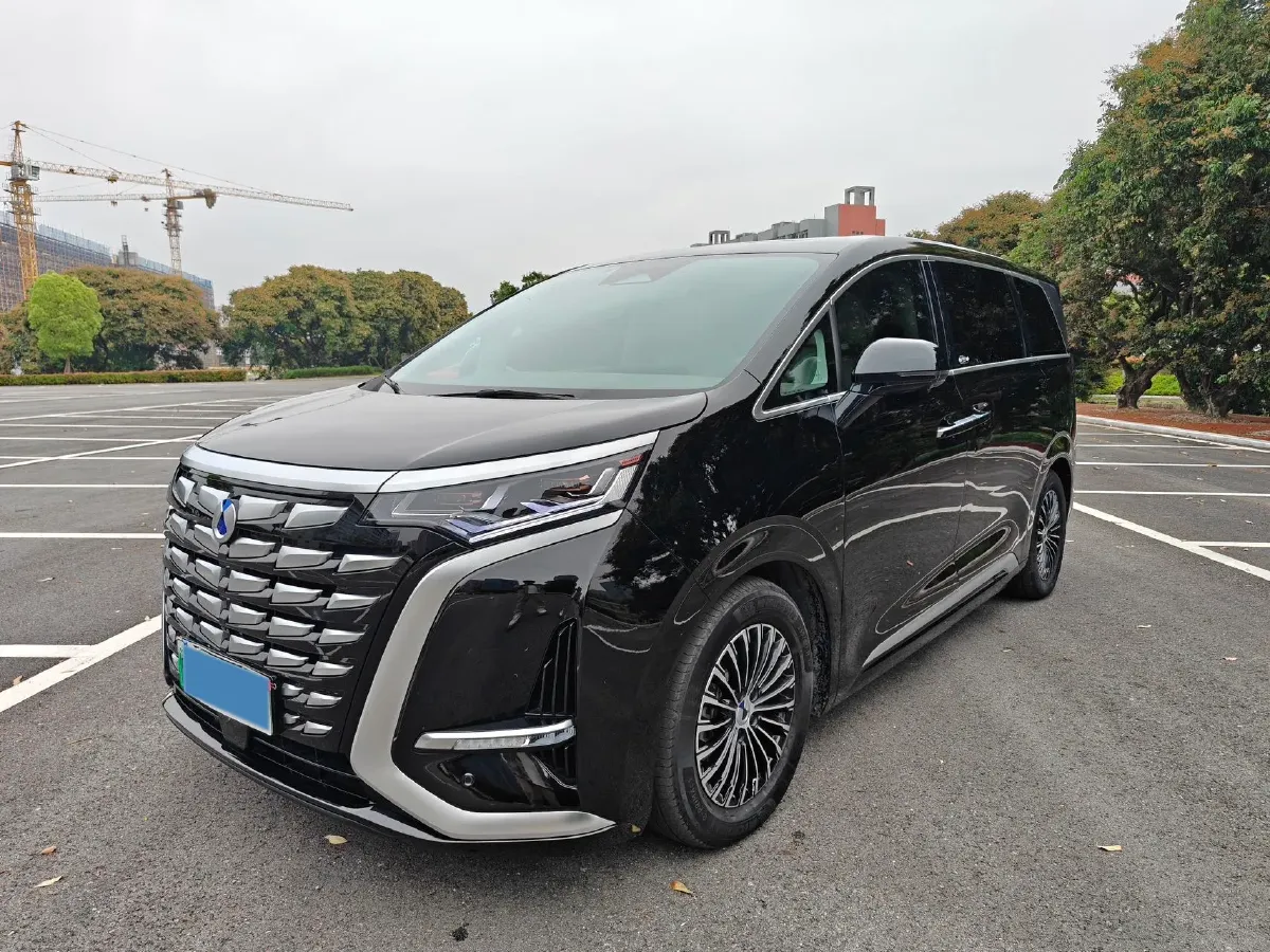 2023 Denza D9 1.5T 139HP L4 E-CVT PHEV 20.39KWH,autocango,china used car exporter,china ev exporter,chinese used car exporter,chinese used ev exporter