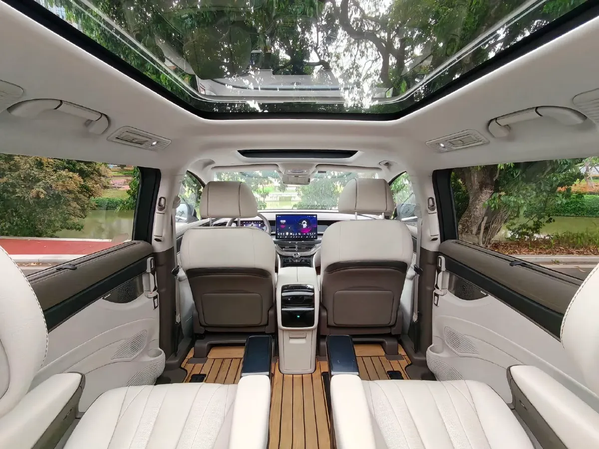 2023 Denza D9 1.5T 139HP L4 E-CVT PHEV 20.39KWH,autocango,china used car exporter,china ev exporter,chinese used car exporter,chinese used ev exporter