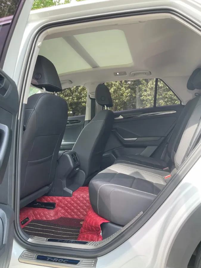 2022 Volkswagen T-Roc 1.4T 150HP L4 7DCT,autocango,china used car exporter,china ev exporter,chinese used car exporter,chinese used ev exporter