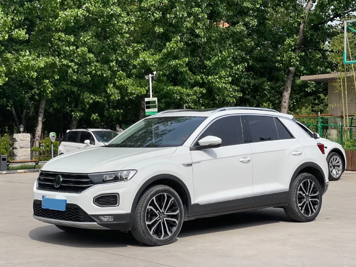 2022 Volkswagen T-Roc 1.4T 150HP L4 7DCT,autocango,china used car exporter,china ev exporter,chinese used car exporter,chinese used ev exporter