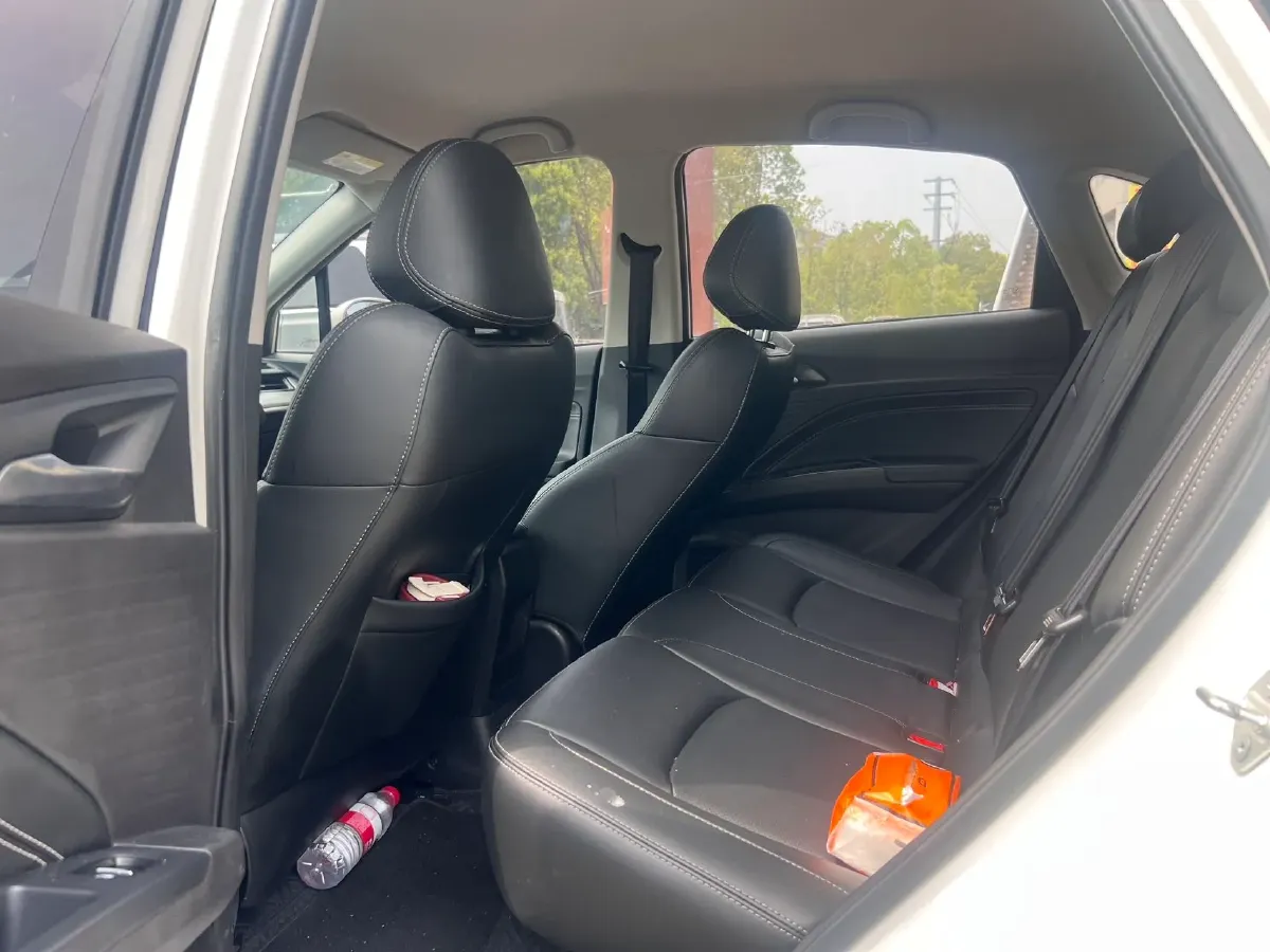 2023 Nissan Kicks 1.5L 122HP L4 CVT,autocango,china used car exporter,china ev exporter,chinese used car exporter,chinese used ev exporter