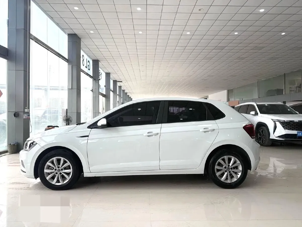 2023 Volkswagen Polo 1.5L 113HP L4 6AT,autocango,china used car exporter,china ev exporter,chinese used car exporter,chinese used ev exporter