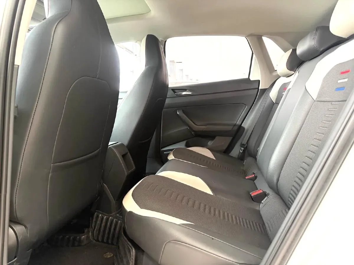 2023 Volkswagen Polo 1.5L 113HP L4 6AT,autocango,china used car exporter,china ev exporter,chinese used car exporter,chinese used ev exporter