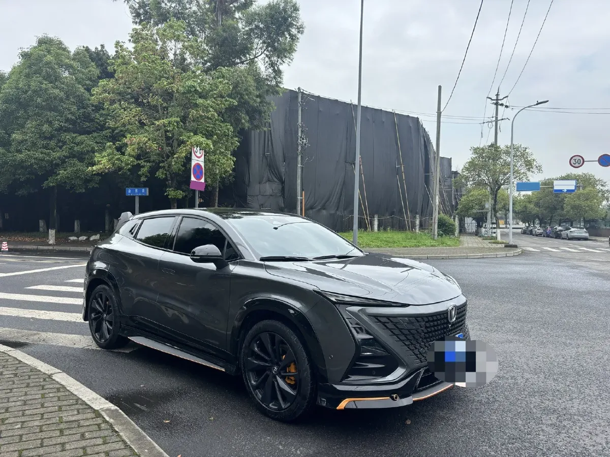 2021 ChangAn UNI-T 1.5T 180HP L4 7DCT,autocango,china used car exporter,china ev exporter,chinese used car exporter,chinese used ev exporter