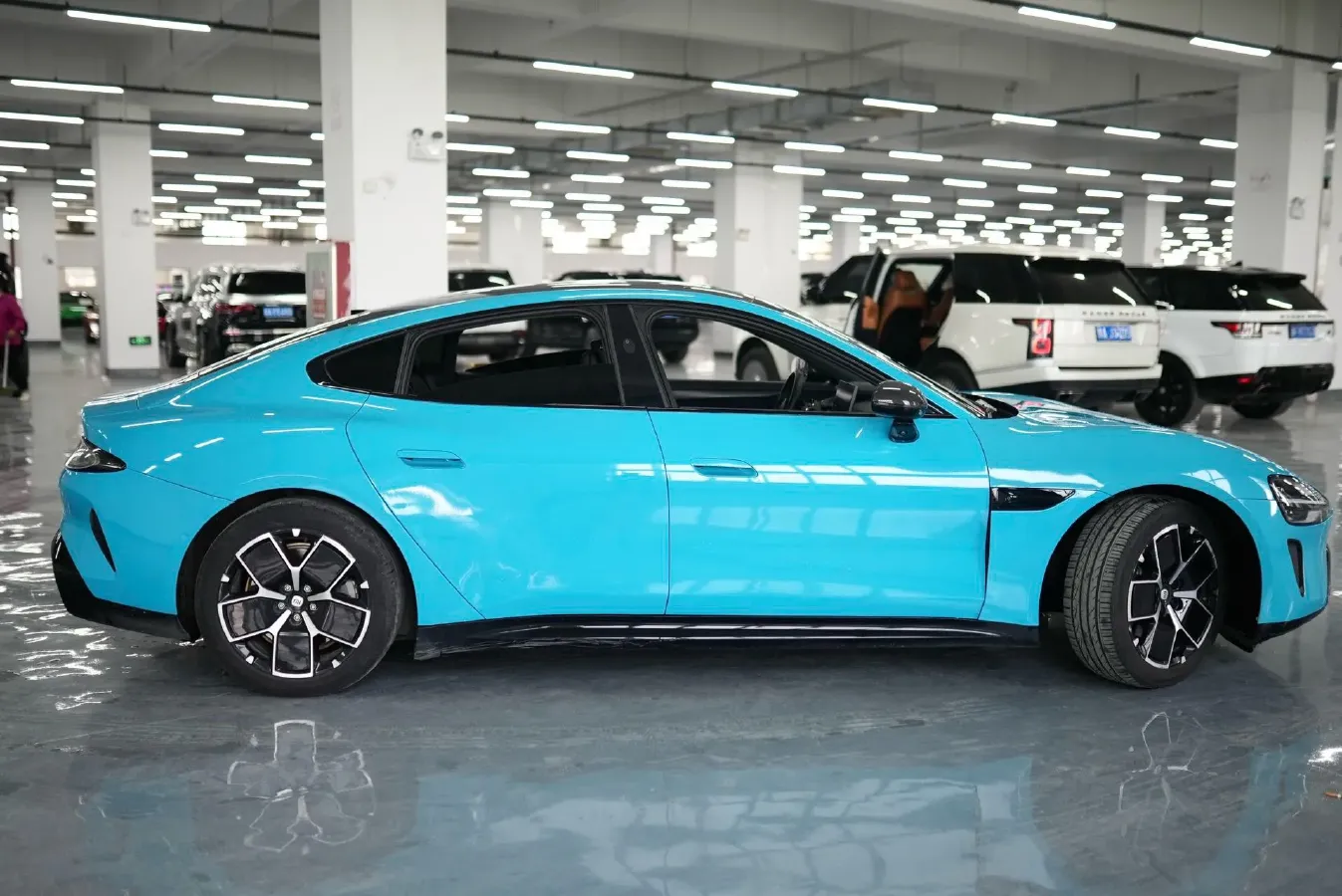 2024 MI SU7 BEV 73.6KWH,autocango,china used car exporter,china ev exporter,chinese used car exporter,chinese used ev exporter