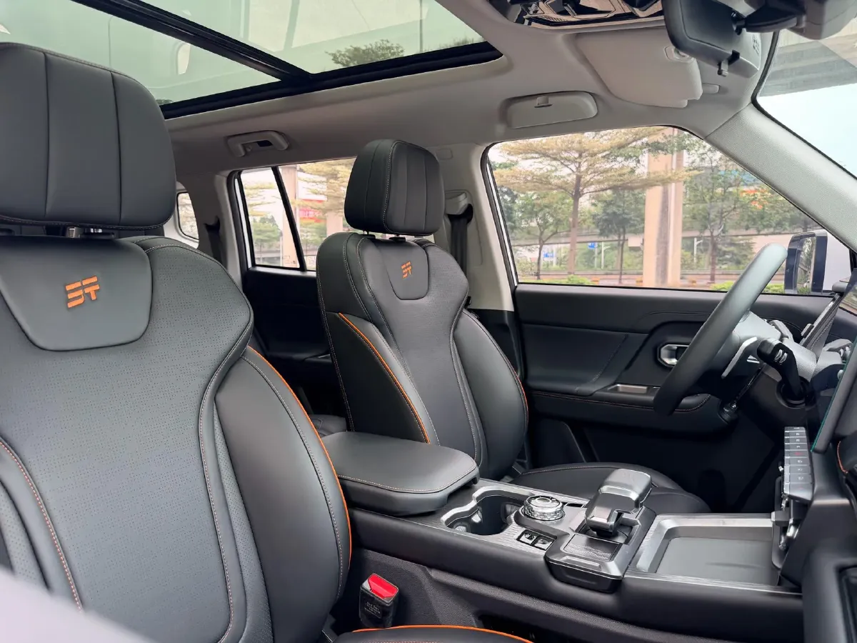 2025 Jetour DASHING 1.5T 184HP L4 7DCT,autocango,china used car exporter,china ev exporter,chinese used car exporter,chinese used ev exporter