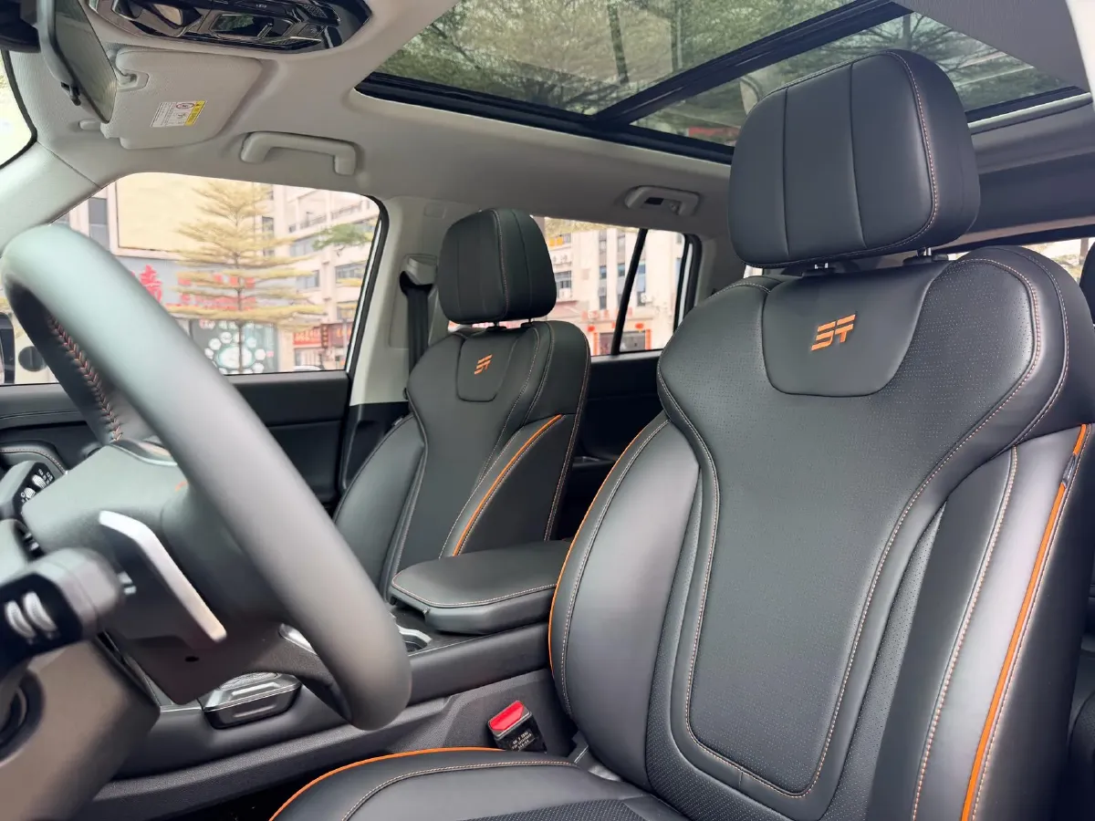 2025 Jetour DASHING 1.5T 184HP L4 7DCT,autocango,china used car exporter,china ev exporter,chinese used car exporter,chinese used ev exporter