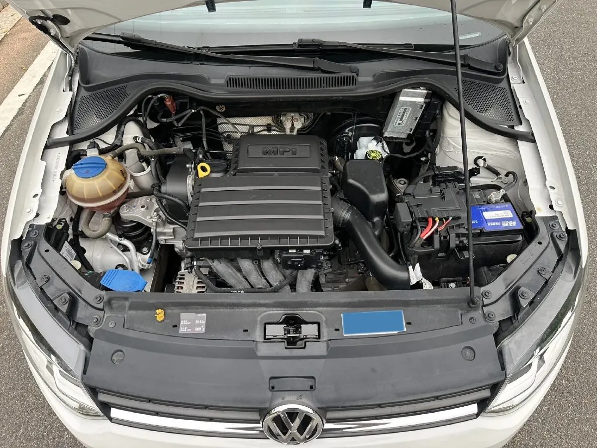 2016 Volkswagen Polo 1.6L 110HP L4 6AT,autocango,china used car exporter,china ev exporter,chinese used car exporter,chinese used ev exporter