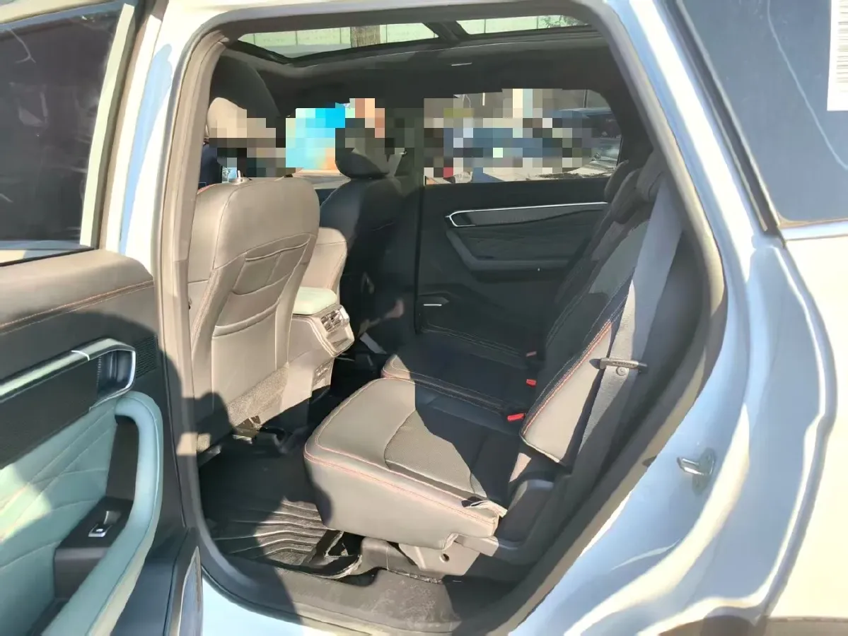 2024 Geely Okavango L 2.0T 218HP L4 7DCT,autocango,china used car exporter,china ev exporter,chinese used car exporter,chinese used ev exporter