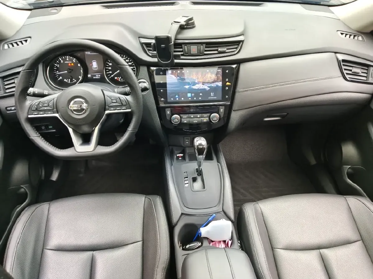 2022 Nissan X-Trail 2.0L 151HP L4 CVT,autocango,china used car exporter,china ev exporter,chinese used car exporter,chinese used ev exporter