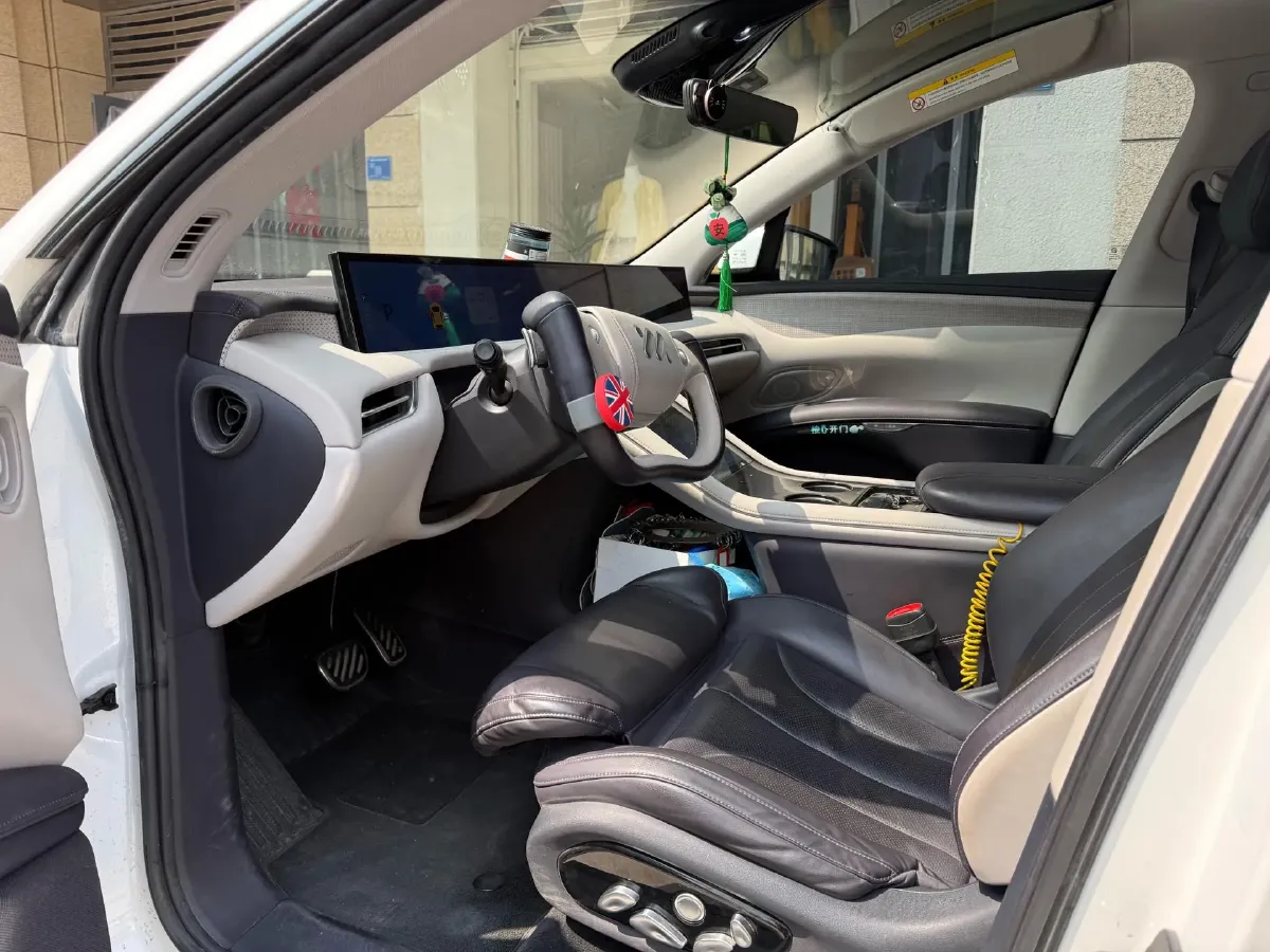 2023 IM LS7 BEV 90KWH,autocango,china used car exporter,china ev exporter,chinese used car exporter,chinese used ev exporter