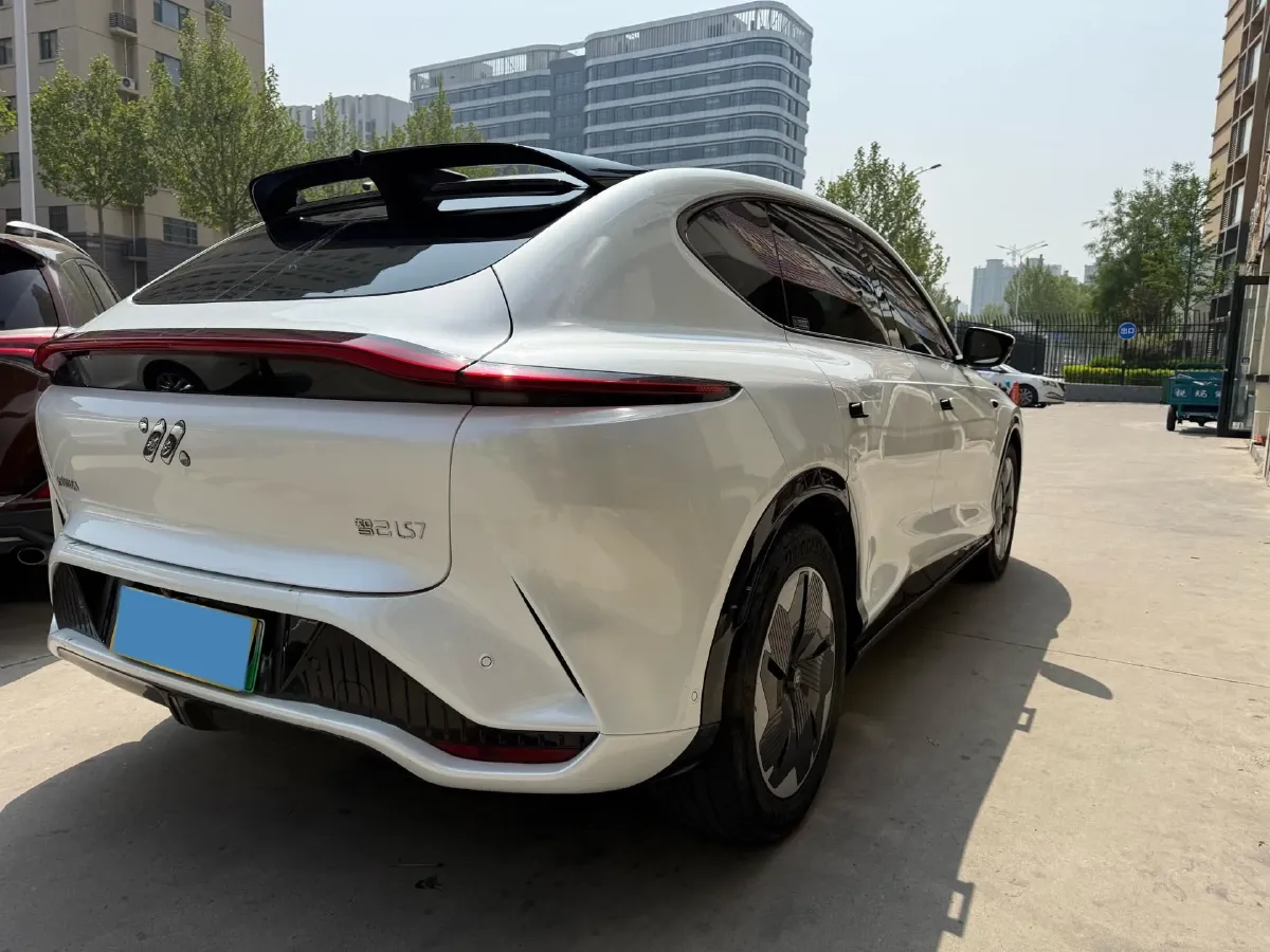 2023 IM LS7 BEV 90KWH,autocango,china used car exporter,china ev exporter,chinese used car exporter,chinese used ev exporter