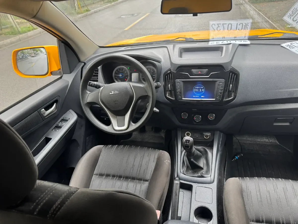 2019 Isuzu Jim 2.0T 204HP L4 5MT,autocango,china used car exporter,china ev exporter,chinese used car exporter,chinese used ev exporter