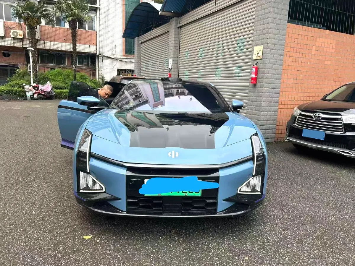 2023 HiPhi Z BEV 120KWH,autocango,china used car exporter,china ev exporter,chinese used car exporter,chinese used ev exporter