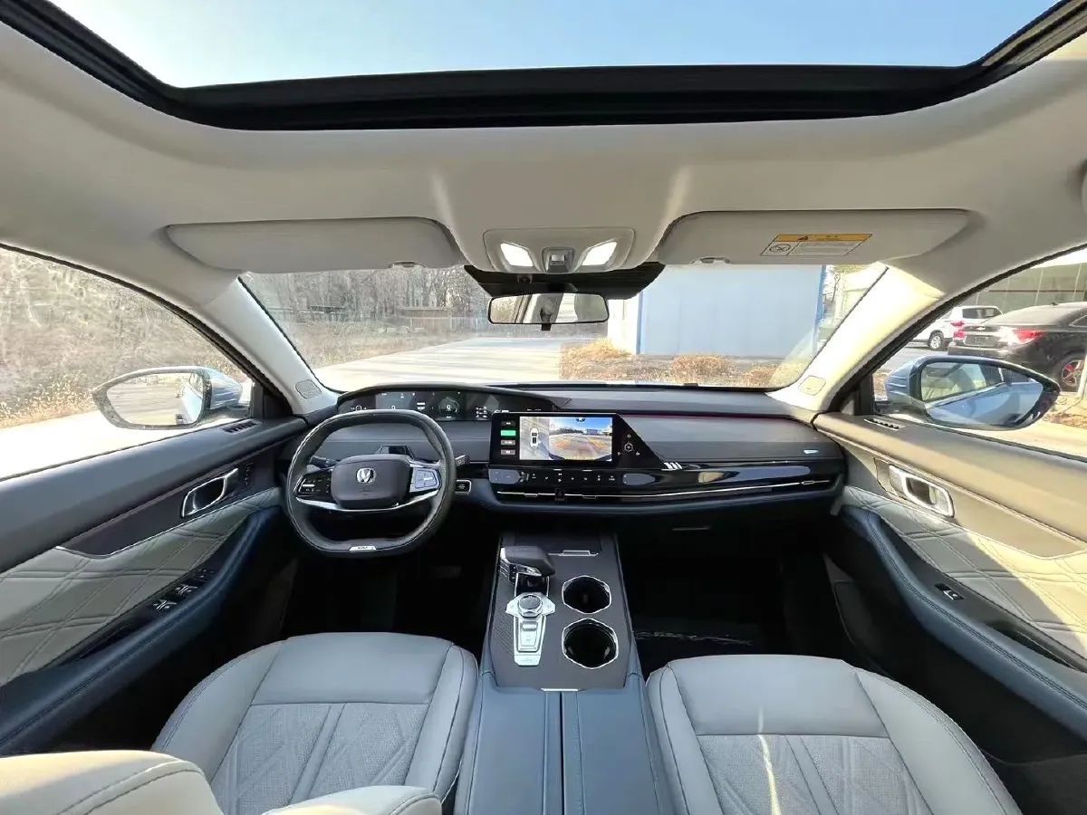 2023 ChangAn UNI-K iDD 1.5T 170HP L4 6TCT PHEV 28.39KWH,autocango,china used car exporter,china ev exporter,chinese used car exporter,chinese used ev exporter