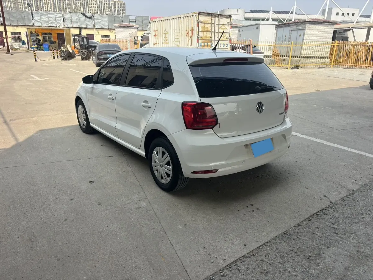 2016 Volkswagen Polo 1.4L 90HP L4 6AT,autocango,china used car exporter,china ev exporter,chinese used car exporter,chinese used ev exporter
