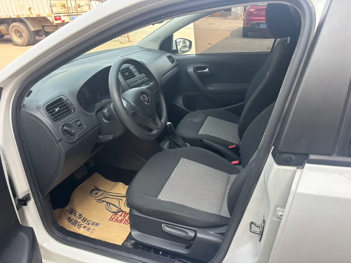 2016 Volkswagen Polo 1.4L 90HP L4 6AT,autocango,china used car exporter,china ev exporter,chinese used car exporter,chinese used ev exporter