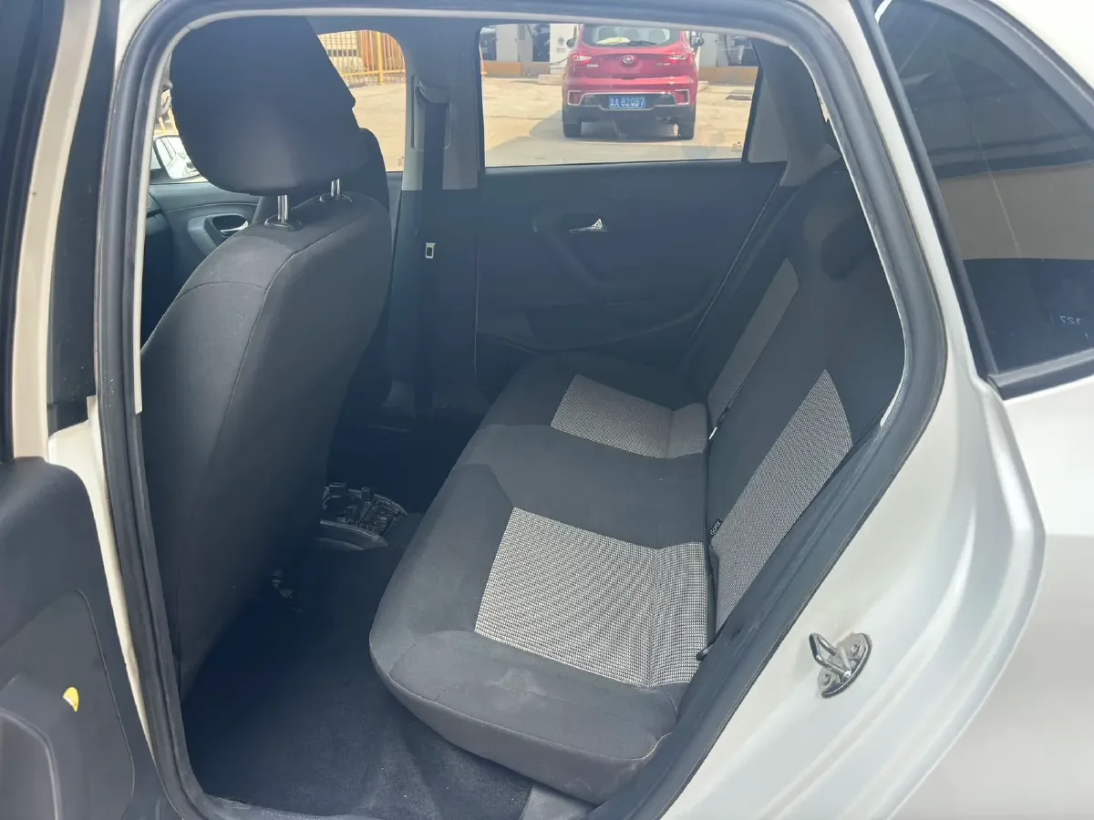 2016 Volkswagen Polo 1.4L 90HP L4 6AT,autocango,china used car exporter,china ev exporter,chinese used car exporter,chinese used ev exporter