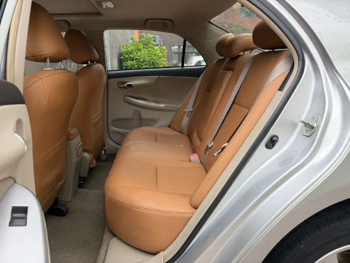 2011 Toyota Corolla 1.8L 140HP L4 CVT,autocango,china used car exporter,china ev exporter,chinese used car exporter,chinese used ev exporter